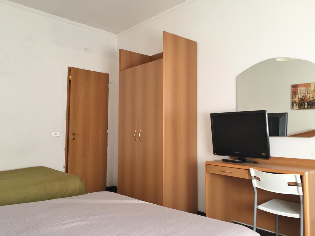 Hotel Ambra มิลาน ภายนอก รูปภาพ