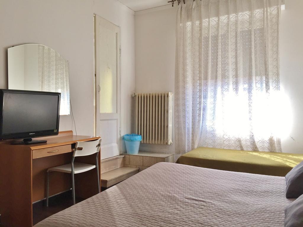 Hotel Ambra มิลาน ภายนอก รูปภาพ